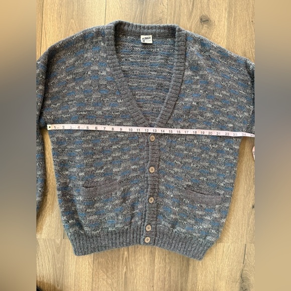 Alpaca 100% Alpaca Wool button up Sweater Made in Peru Size Large - Picture 8 of 10